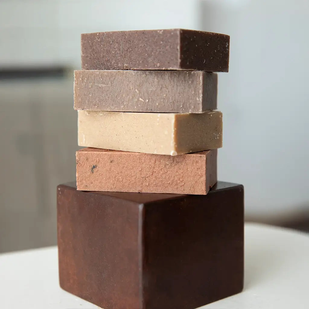 Regenerating & Soothing Cleanser Mico-Soap · Hifas da Terra